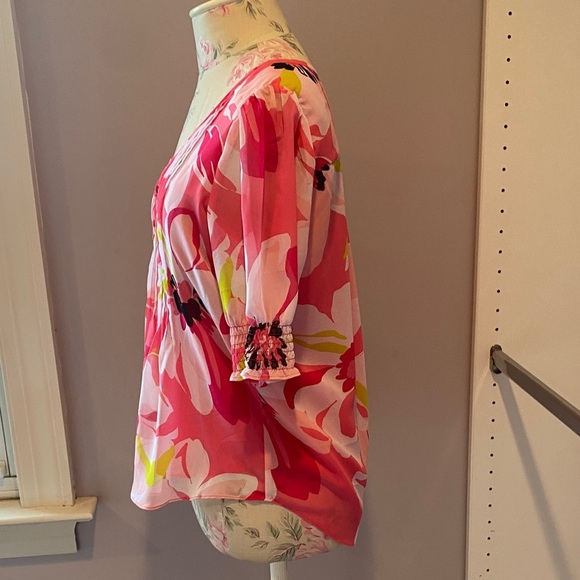 1. State Vibrant Pink and Red Floral Blouse - Picture 6 of 11